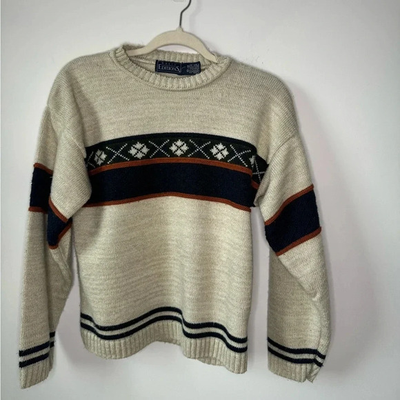 VTG Basic Editions Patterned Grandpa Fall Sweater Made in the U.S.A - Picture 4 of 12